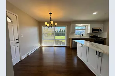 909 S Emerson Street, Mount Prospect, IL 60056 - Photo 7