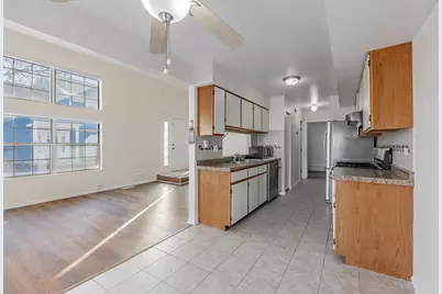 237 Acorn Drive, Streamwood, IL 60107 - Photo 7