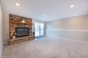 305 E Country Dr, Bartlett, IL 60103 - Photo 19