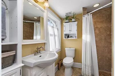 271 Dupage Street, Elgin, IL 60120 - Photo 17