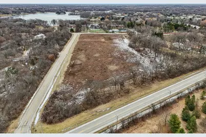 [Address not provided], Mundelein, IL 60060 - Photo 5