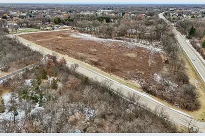 [Address not provided], Mundelein, IL 60060 - Photo 9