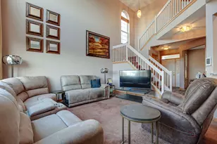 912 Highgate Ln, Grayslake, IL 60030 - Photo 5