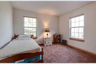 912 Highgate Lane, Grayslake, IL 60030 - Photo 19