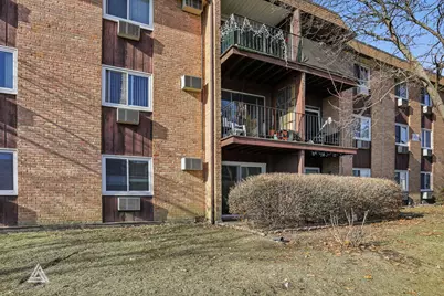 1180 Meadow Lane #108, Hoffman Estates, IL 60169 - Photo 3