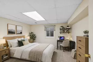 1315 Gail Dr, Buffalo Grove, IL 60089 - Photo 17