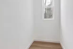 8528 S Escanaba Ave, Chicago, IL 60617 - Photo 15