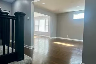 8521 S Carpenter St, Chicago, IL 60620 - Photo 5