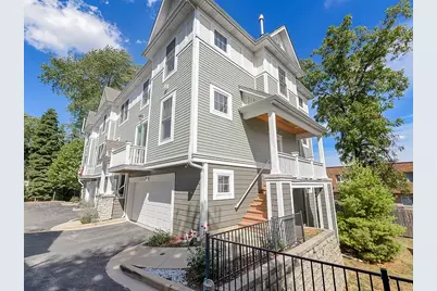 415 N President Street #A, Wheaton, IL 60187 - Photo 1