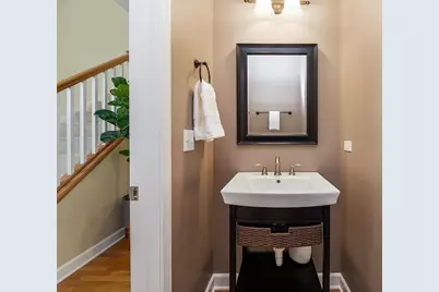 415 N President Street #A, Wheaton, IL 60187 - Photo 9