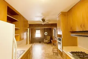 760 Cumberland St, Hoffman Estates, IL 60169 - Photo 7