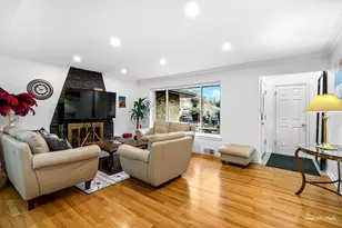 5844 N Lacey Ave, Chicago, IL 60646 - Photo 3