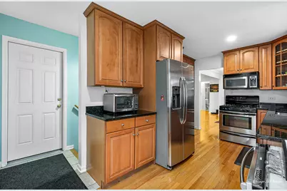 5844 N Lacey Avenue, Chicago, IL 60646 - Photo 7