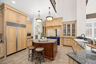 7S460 Donwood Dr, Naperville, IL 60540 - Photo 7