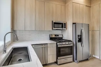 2023 N Drake Avenue #1S, Chicago, IL 60647 - Photo 3