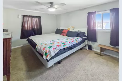 719 Surrey Drive, Streamwood, IL 60107 - Photo 5