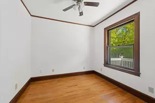 7252 N Bell Ave, Chicago, IL 60645 - Photo 7