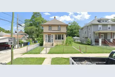 11715 S Parnell Avenue, Chicago, IL 60628 - Photo 1