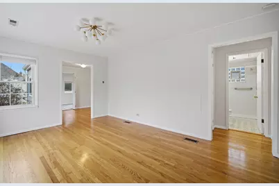 715 Glenwood Lane, Glenview, IL 60025 - Photo 3