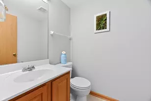 2310 Twilight Dr, Aurora, IL 60503 - Photo 15