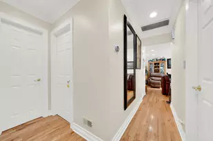 664 E Oakton St, Des Plaines, IL 60018 - Photo 17