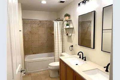 828 W Grace Street #1208, Chicago, IL 60613 - Photo 5