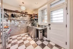 625 W Addison St, Chicago, IL 60613 - Photo 9