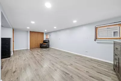 2716 Grove Avenue, Berwyn, IL 60402 - Photo 23