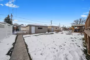 2716 Grove Ave, Berwyn, IL 60402 - Photo 29