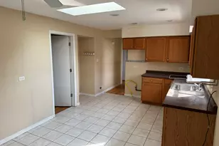 8114 S Anthony Ave, Chicago, IL 60617 - Photo 11