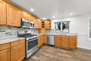 3505 Linneman St, Glenview, IL 60025 - Photo 7