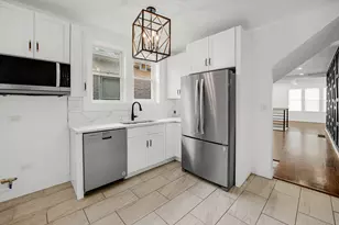 9327 S Elizabeth St, Chicago, IL 60620 - Photo 13