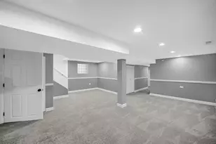 9327 S Elizabeth St, Chicago, IL 60620 - Photo 17