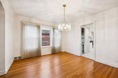 2329 W 107th Place, Chicago, IL 60643 - Photo 9