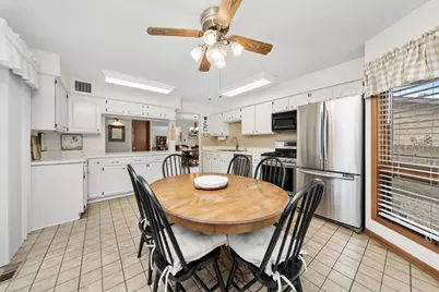 10221 S Eleanor Avenue, Palos Hills, IL 60465 - Photo 19