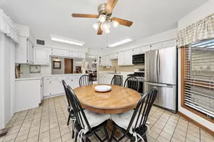 10221 S Eleanor Ave, Palos Hills, IL 60465 - Photo 19