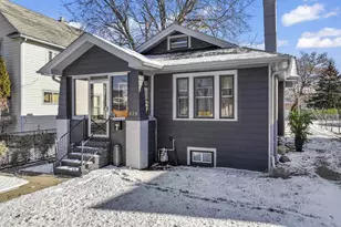 819 N Ash St, Waukegan, IL 60085 - Photo 23