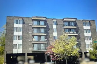 11116 S Longwood Dr, Chicago, IL 60643 - Photo 1