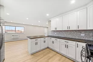 1313 S Rebecca Rd, Lombard, IL 60148 - Photo 5