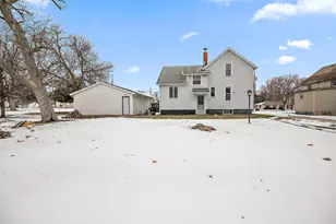 404 E Main, Ashkum, IL 60911 - Photo 21