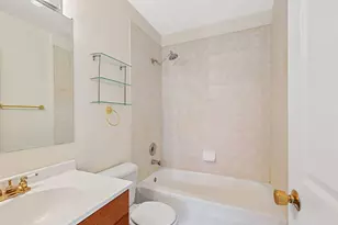 1008 W Dale Ave, McHenry, IL 60051 - Photo 13