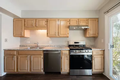 32 W Fern Court #116B, Palatine, IL 60067 - Photo 9