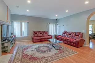 1094 Vista Dr, Gurnee, IL 60031 - Photo 7