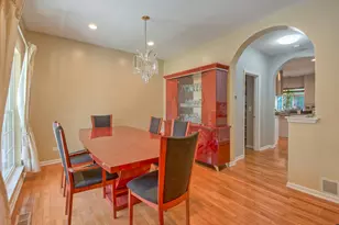 1094 Vista Dr, Gurnee, IL 60031 - Photo 11