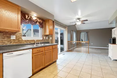 20950 W Bloomfield Drive, Plainfield, IL 60544 - Photo 9