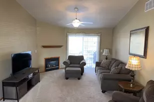 6546 Oak Crest Ln, Loves Park, IL 61111 - Photo 9