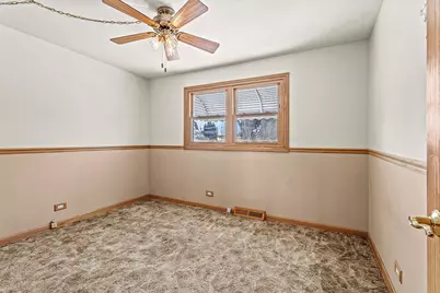 4317 W Linecrest Drive, Alsip, IL 60803 - Photo 9