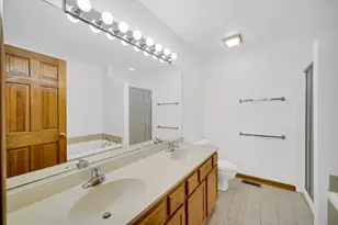 4782 Amber Cir, Hoffman Estates, IL 60192 - Photo 19