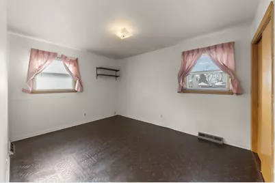 10901 S Nagle Avenue, Worth, IL 60482 - Photo 11