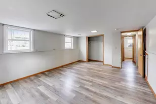 34050 N Lilac Ave, Grayslake, IL 60030 - Photo 9